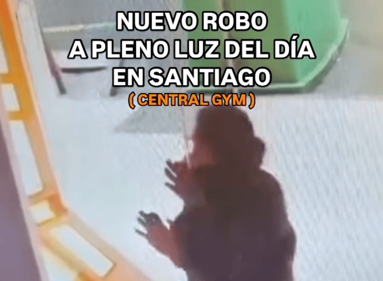 VIDEO | Roba en el gimnasio Central Gym de Santiago a plena luz del día