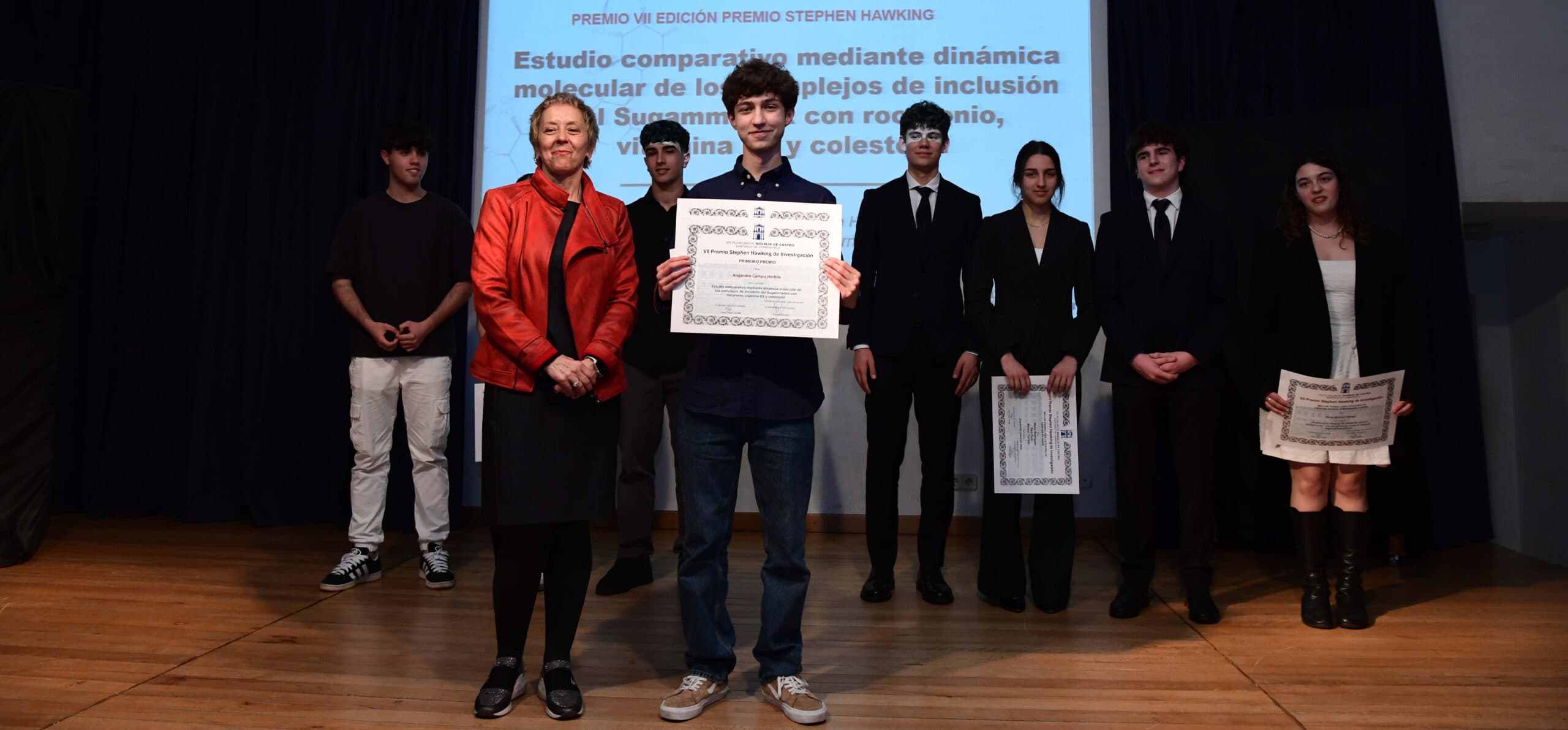 Alejandro Campo, estudante do IES Rosalía de Castro, gaña o VII Premio Stephen Hawking