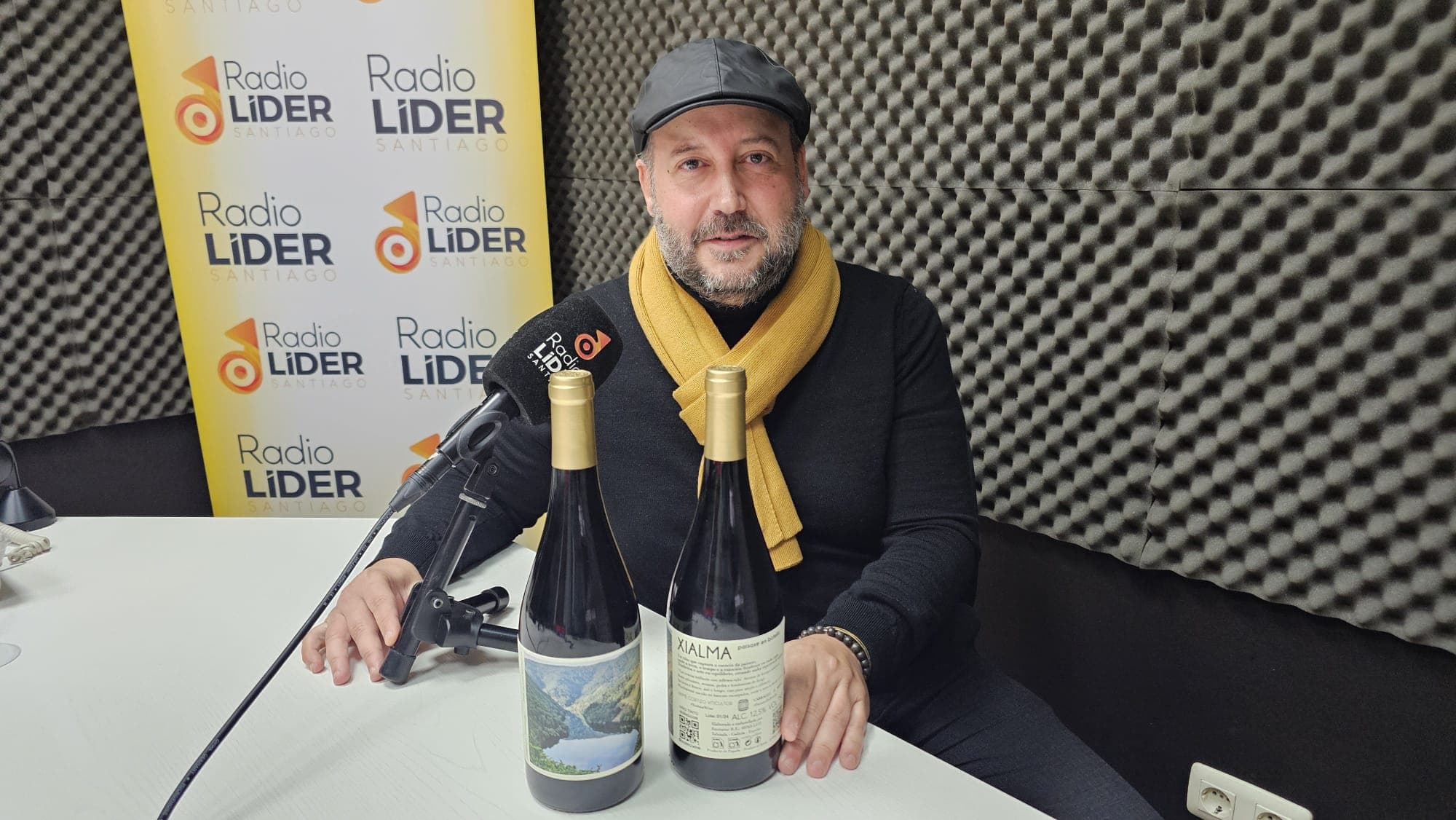 El fotógrafo compostelano Xaime Cortizo da el salto al mundo del vino con ‘Xialma’