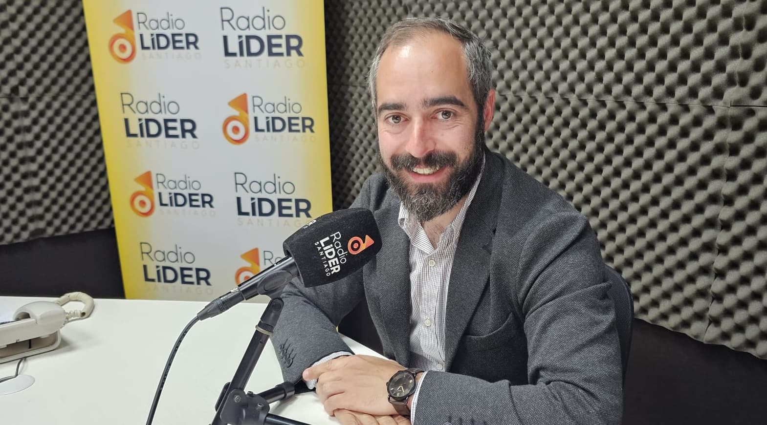 Julián Bustelo, alcalde de Rianxo