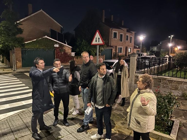 Verea visita Rial de Conxo para denunciar que «o BNG leva 6 meses de costas aos veciños»