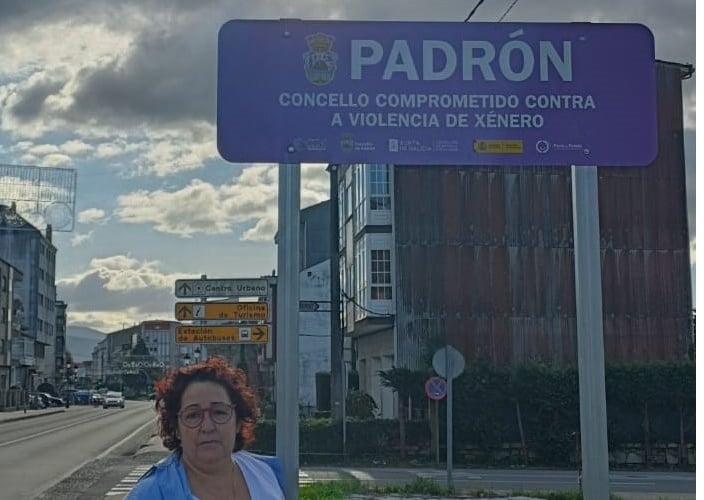 Padrón instala sinais de ‘tráfico’ contra a violencia de xénero