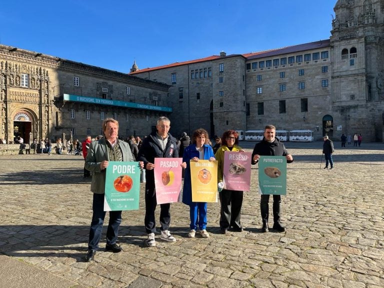 O Concello e Monbus Obradoiro visibilizan a violencia contra as mulleres no deporte