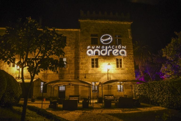 O Concello de Santiago cede unha parcela á Fundación Andrea para construír unha nova ‘Casita’
