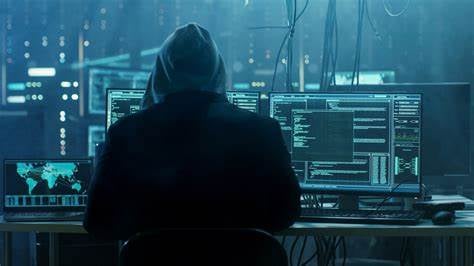 Juzgan a tres ‘hackers’ por utilizar ordenadores zombis contra una empresa de Teo
