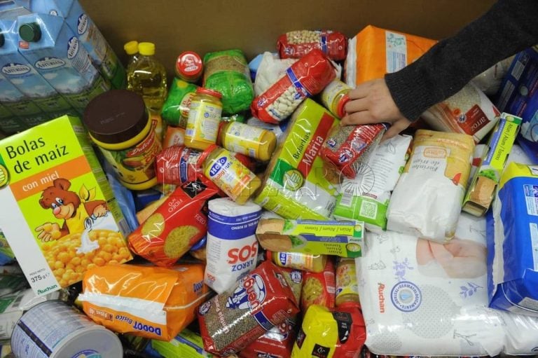 Recollida de alimentos en Frades para as familias necesitadas