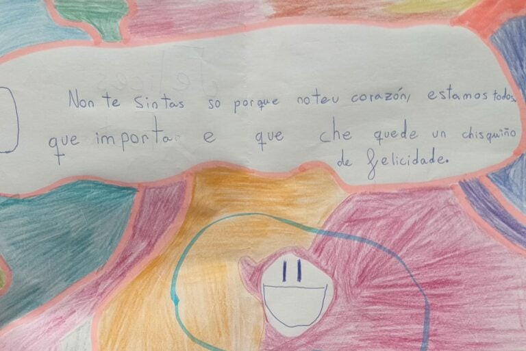 Os maiores de Rois que viven sós reciben cartas da cativada para acompañalos neste Nadal