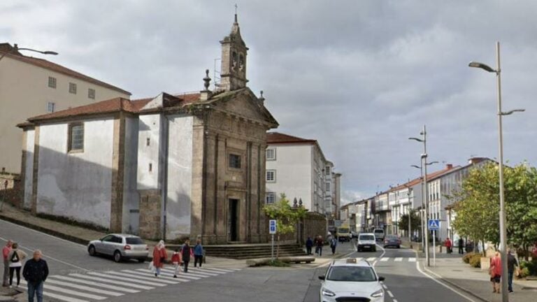 Apertura parcial da rúa da Pastoriza