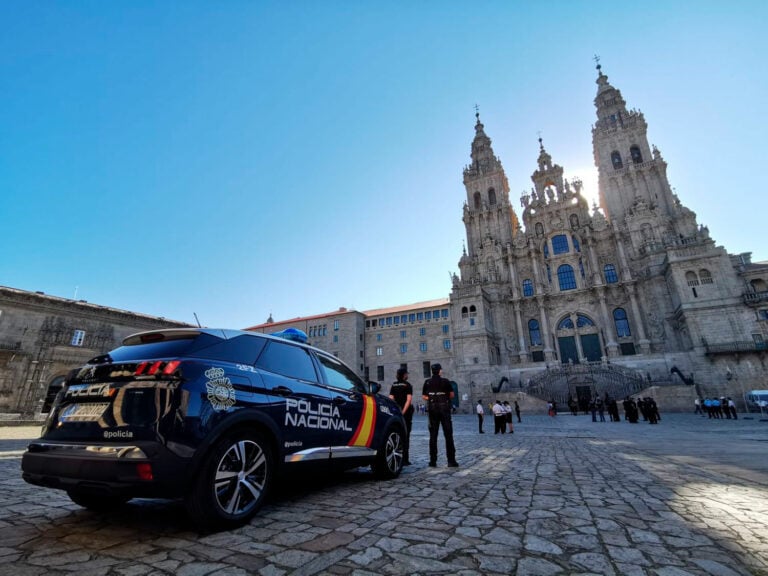 O PP de Santiago pide a Medalla de Ouro da cidade para a Policía Nacional