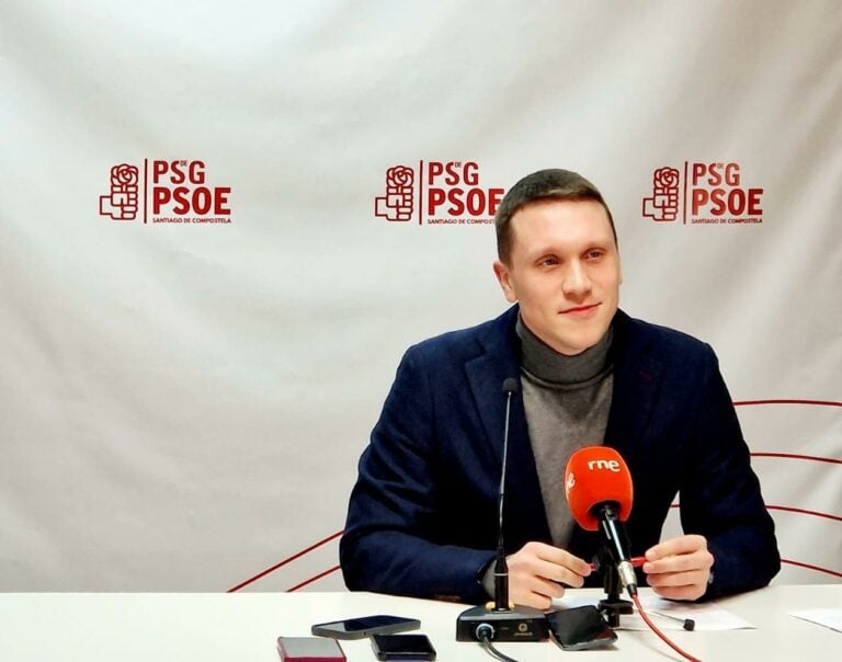 Bouza: «Imos propoñer unha taxa por cada mentira do señor Verea, eso si que vai ser un tarifazo»