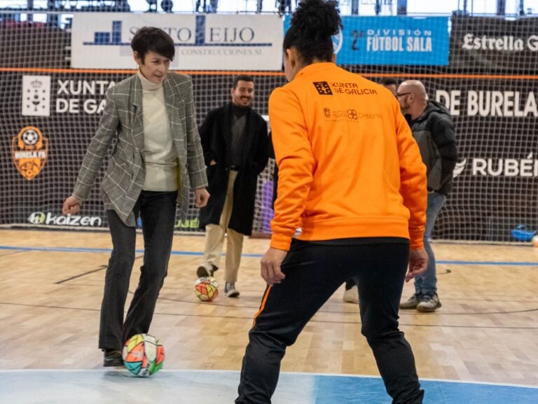 Pontón: «Os premios deportivos financiados con cartos públicos serán iguais para homes e mulleres»