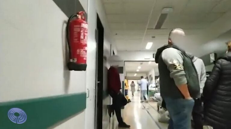 Continúa o colapso das urxencias do Chus a pesar do plan de continxencia