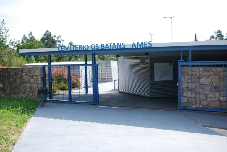 Ames adxudica 20 novas unidades de enterramento no cemiterio municipal