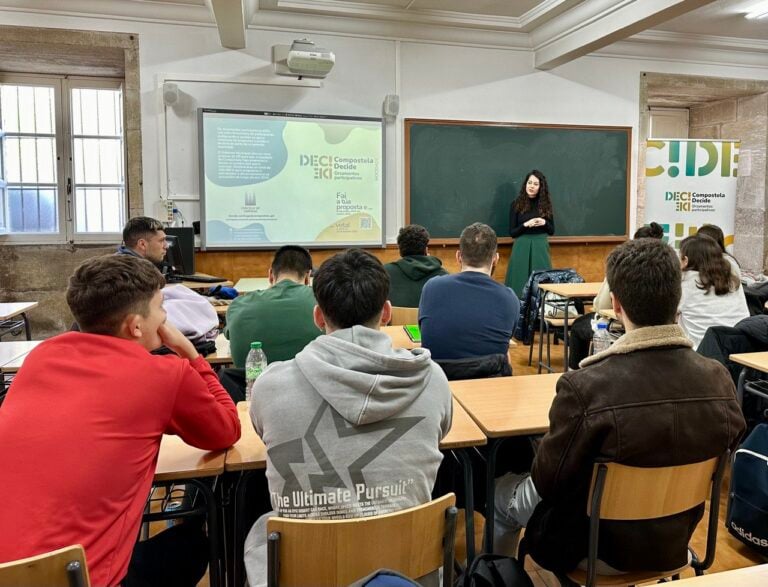 Os talleres sobre os Orzamentos Participativos continúan nos IES e chegan á Universidade
