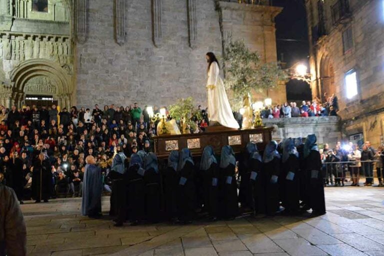 Miguel Vázquez, Cofradía Franciscana de la Vera Cruz: «As confrarías non son núcleos pechados»