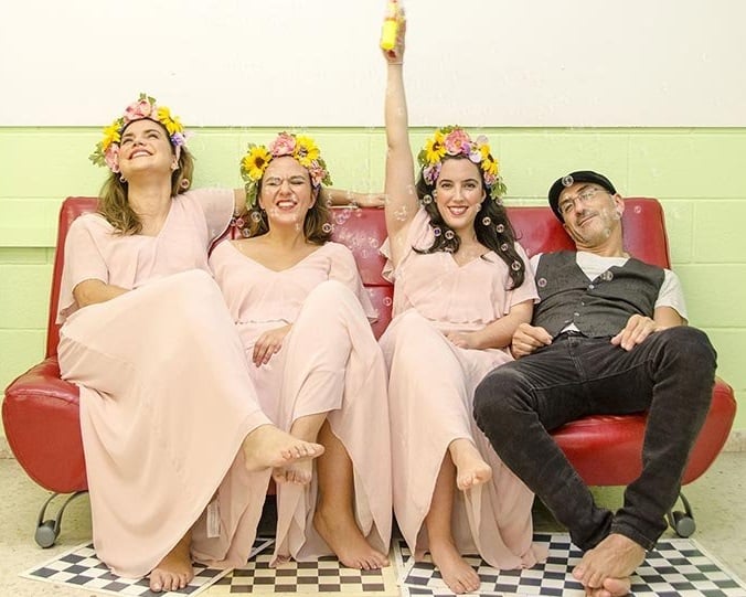 Compostela prepárase para as Festas do Entroido con De Vacas como pregoeiras