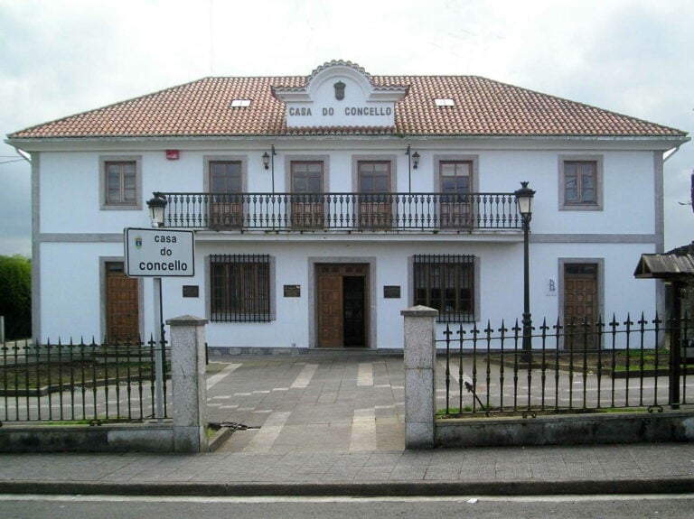 Boqueixón abre o prazo para solicitar as axudas de 400 € por nacemento, acollida ou adopción