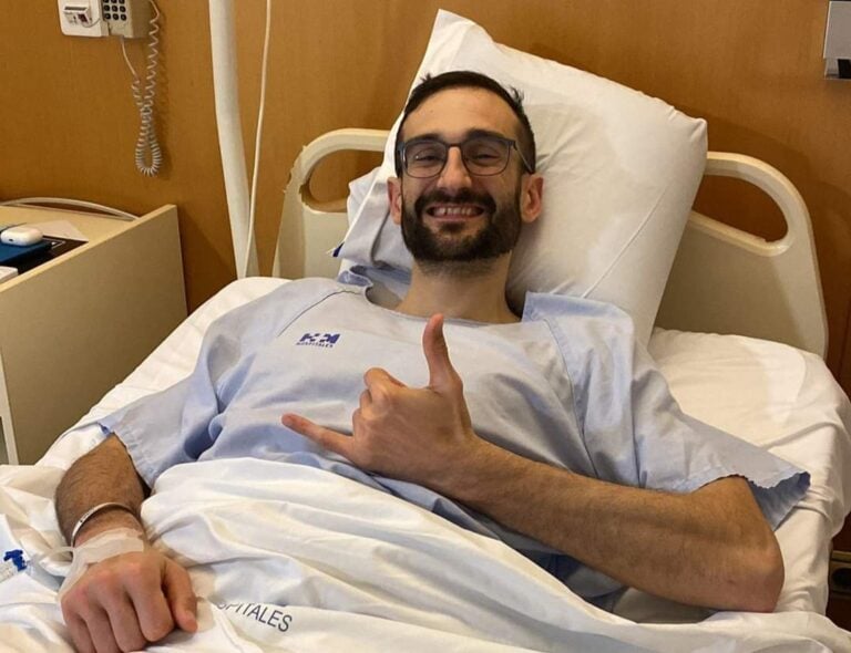 Álvaro Muñoz, operado con éxito de la rotura del ligamento cruzado anterior