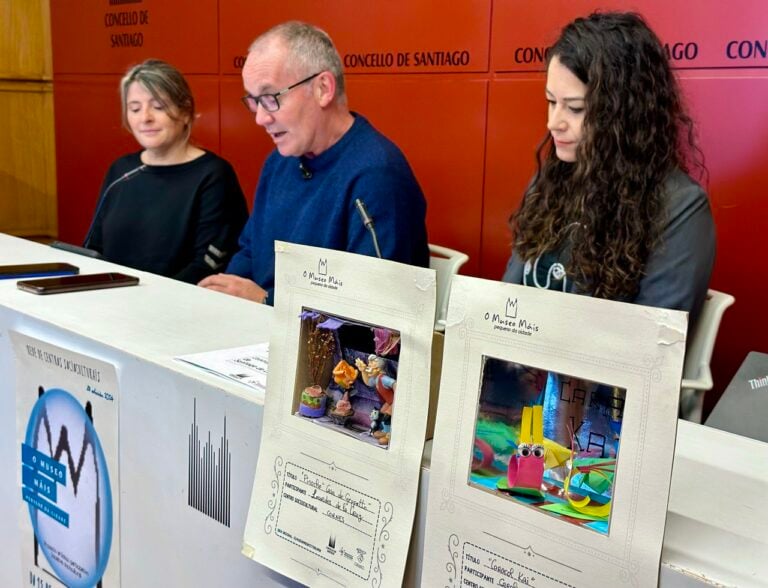 Os Centros Socioculturais converten o comercio de Santiago no «Museo máis pequeno da cidade»