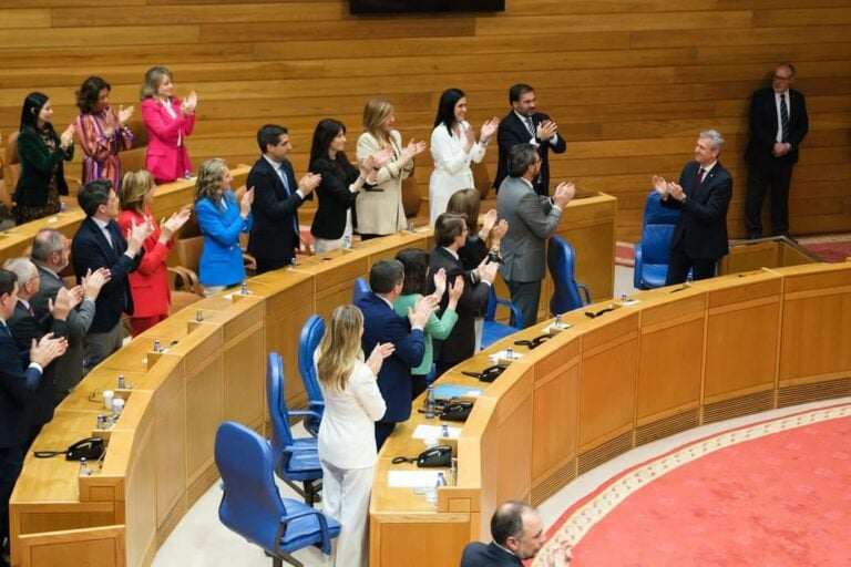O Parlamento de Galicia elixe como presidente da Xunta a Alfonso Rueda