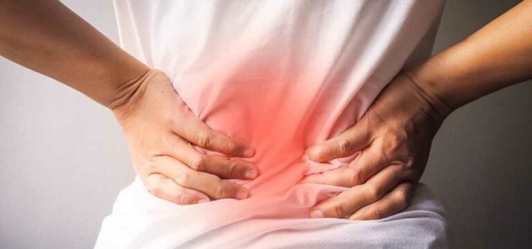 Médicos do CHUS salientan que a dor lumbar é a primeira causa de absentismo laboral