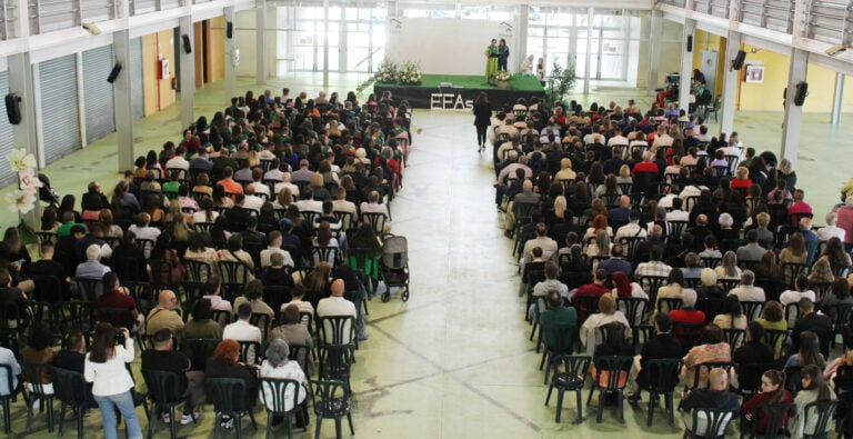 EFA Piñeiral clausura o curso académico cun multitudinario acto no Multiusos de Arzúa