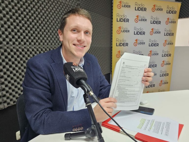 Aitor Bouza califica o pleno das VUT como «un paripé» e afirma que «o tempo darame a razón»