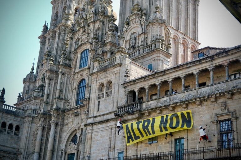 Arzúa Viva ofrece un bus para asistir á protesta contra Altri en Santiago