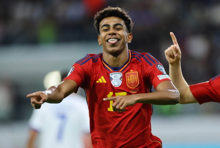 A Deputación será quen instale pantallas xigantes na Praza Roxa para ver a final da Eurocopa