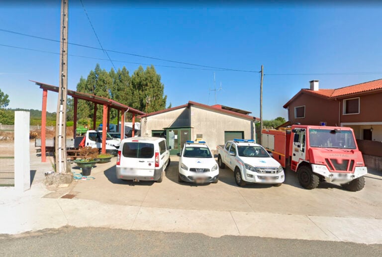 Boqueixón insta a Correos a manter os 3 carteiros durante o verán