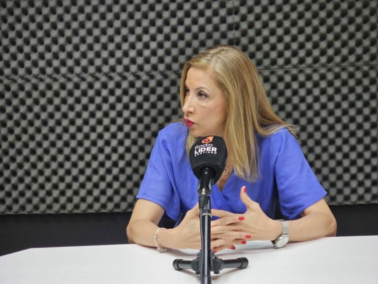 Redes sociales y salud mental: Crecen los casos de ansiedad y depresión en jóvenes de Santiago