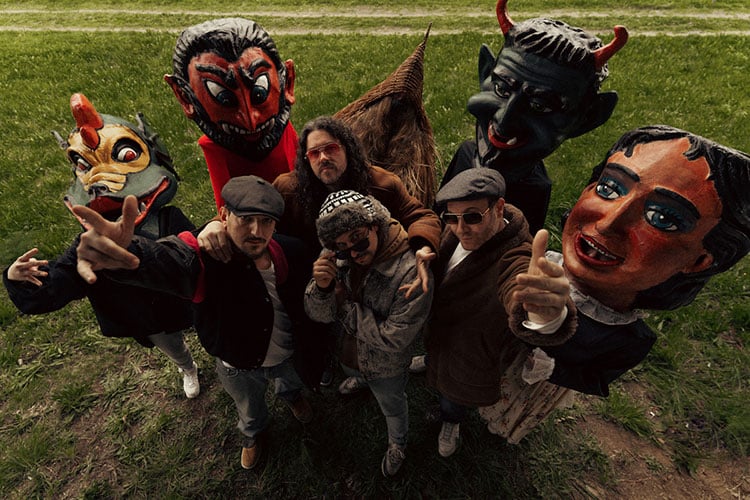 Volve o Festival Rock in Rian con Lamatumbá, Kaotiko, Sés, Mondra e vinte grupos máis