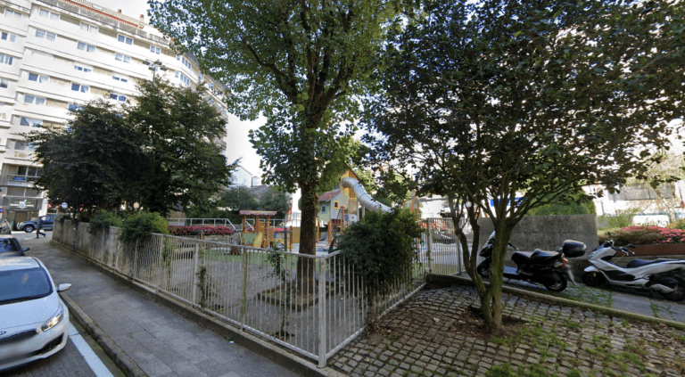 O Concello investirá 73.000 euros en melloras nos parques infantís do Ensanche