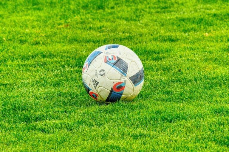 O futuro do Abellá feminino en mans da Federación