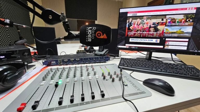 La radio cumple 100 años en España