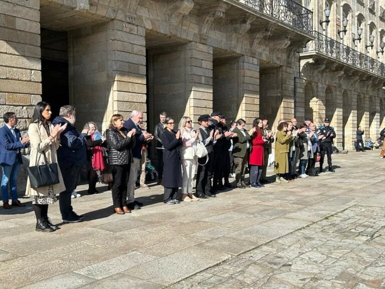 Santiago enmudece polas vítimas e danmificados da DANA en Valencia, Cuenca e Albacete