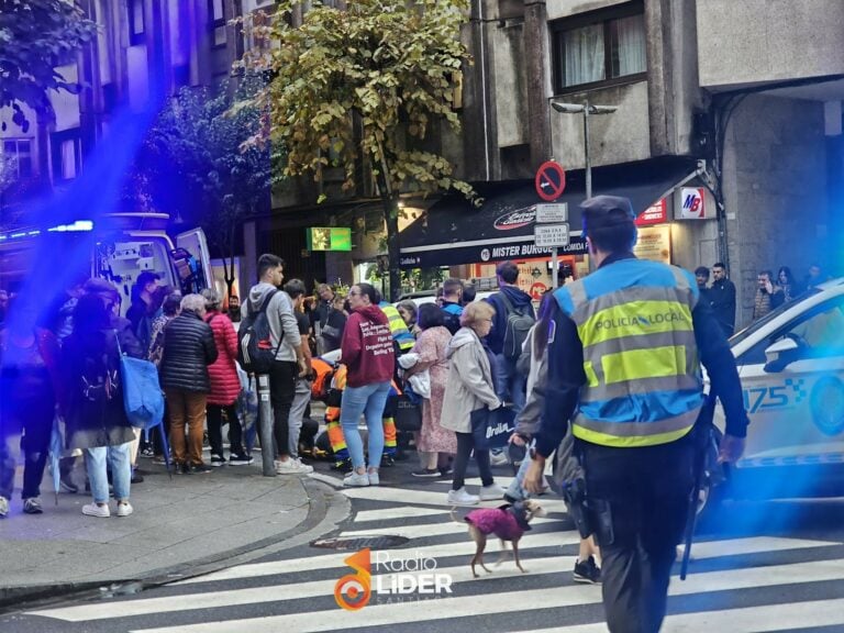 Nuevo atropello en Santiago: vecinos reclaman más semáforos en el Ensache
