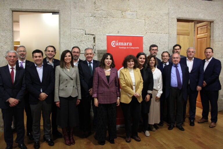 Medalla de Ouro da Orde da Cámara de Comercio de España, a título póstumo, a D. José Sierra Fernández