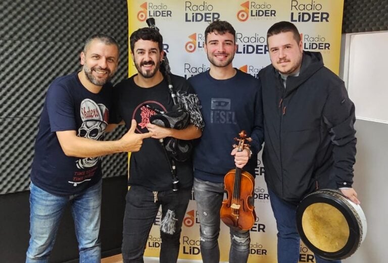 O grupo revelación folk BREO actúa este sábado en Casa das Crechas