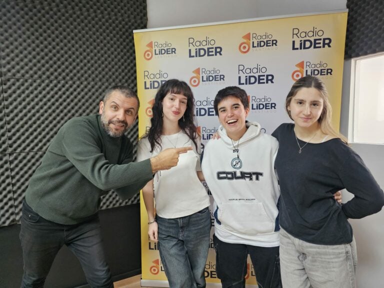 Jade4, banda gallega de indie-rock: «Falta presencia femenina en la música, sentimos que hacemos falta»