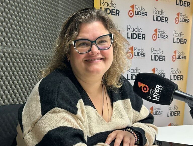 A Asociación Galega de Familias de Acollida (ACOUGO) celebra un cóctel benéfico en Makkan Club (Oleiros)