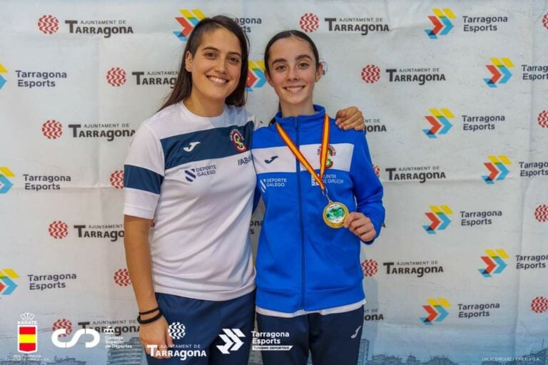 A deportista amesá Olivia Parga, medalla de ouro na VI xornada da Liga Nacional de karate