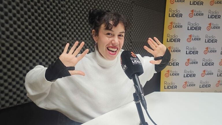 Catuxa Salom: «No rural non todo son vacas e pandeiretas, e na música do rural non todo é tradi»