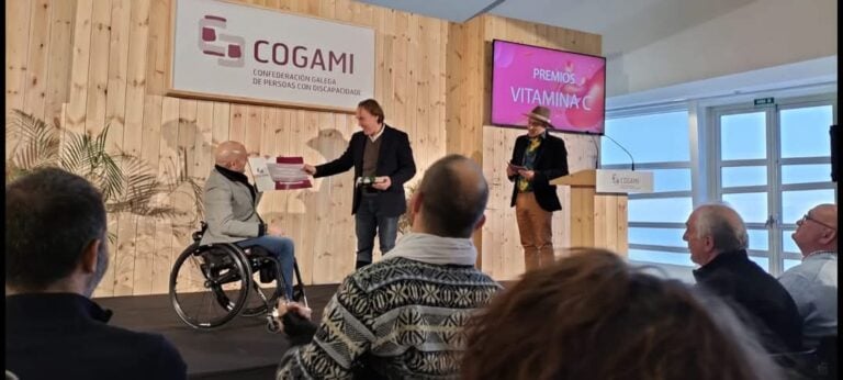 COGAMI concede su premio Vitamina C al compostelano Luis Penido