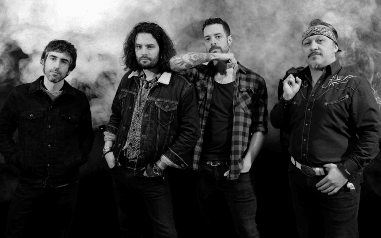 La banda compostelana Sr. Salvaje estrena su nuevo single `Salvajes´