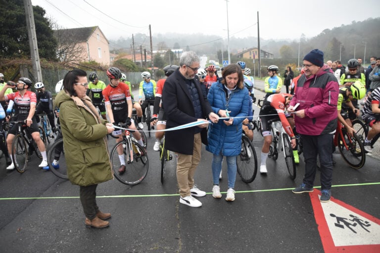 Arredor de 80 ciclistas participaron na XVII edición da Carreira do Pavo
