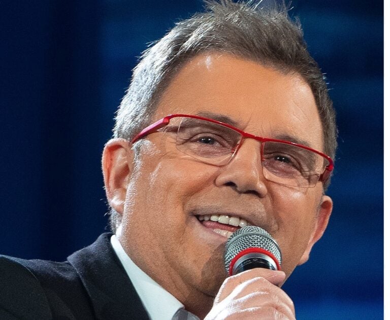 Fallece Xosé Manuel Piñeiro, el legendario «Superpiñeiro» de la TVG