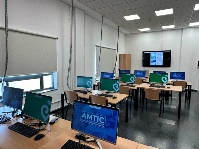 A aula AMTIC do Milladoiro oferta novos cursos de formación nestes primeiros meses do ano