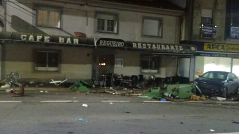 Investigado por conducción temeraria tras dar 0,70 mg/l de alcohol no accidente de O Pino
