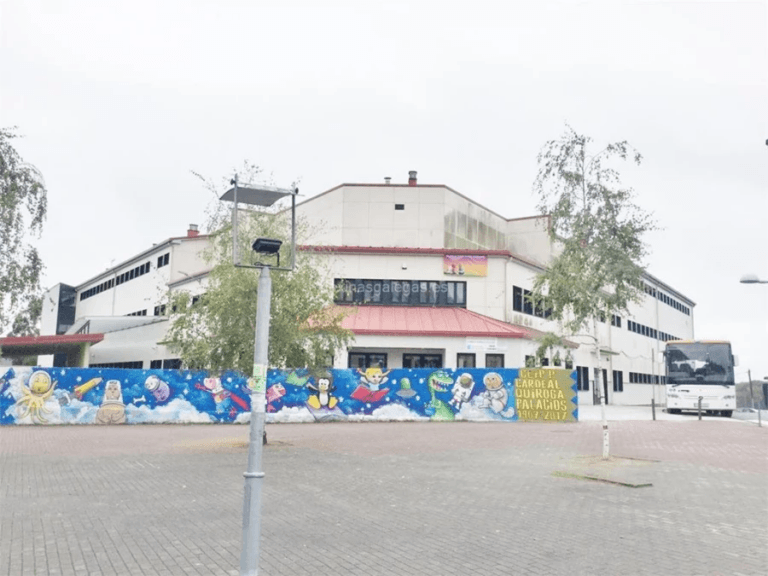 Santiago inviste 330.000 € na reparación da cuberta do pavillón do CEIP Quiroga Palacios
